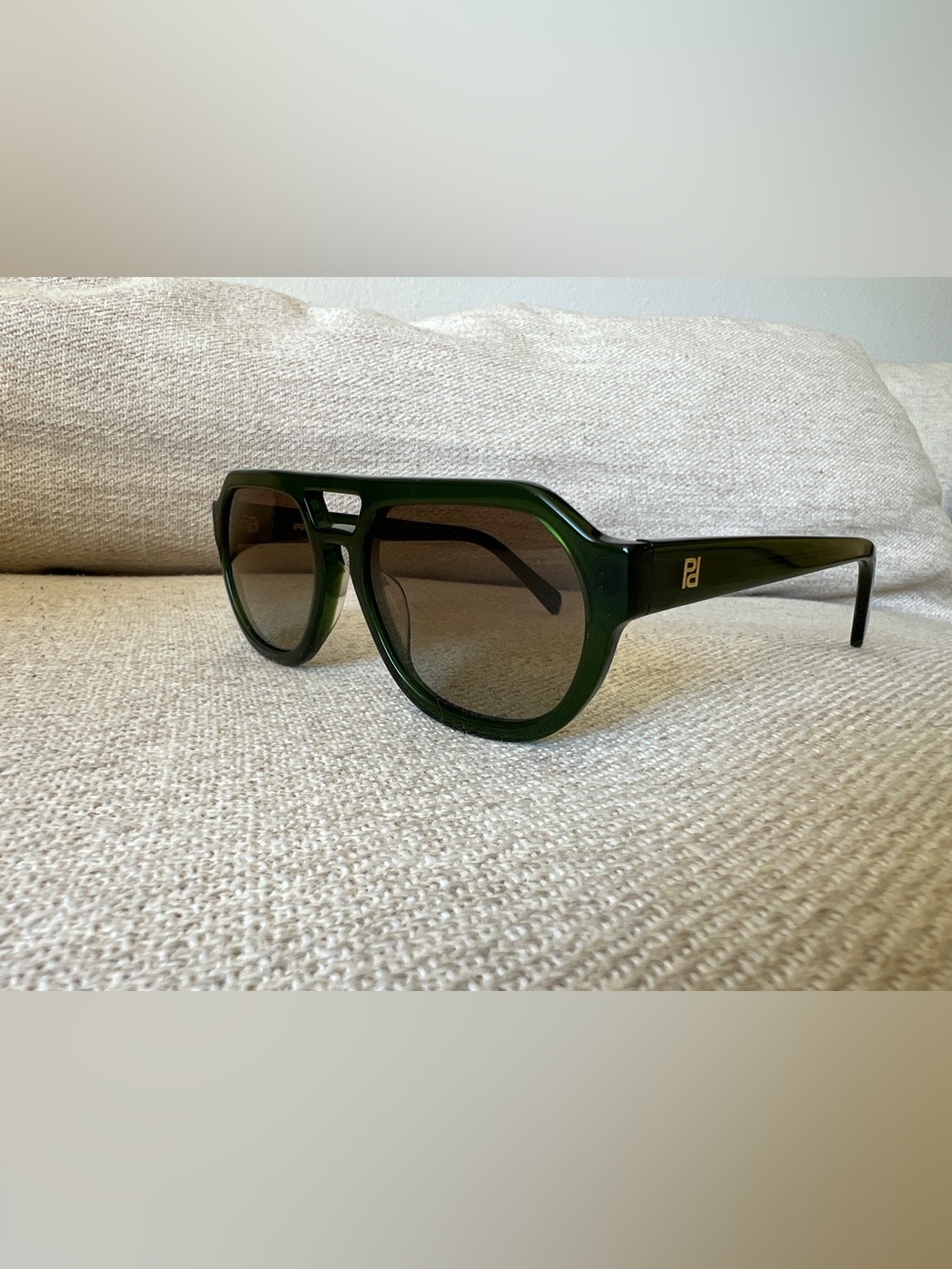 Women’s Princess Polly Prized Possession Green Aviator Sunglasses w Gold PP logo